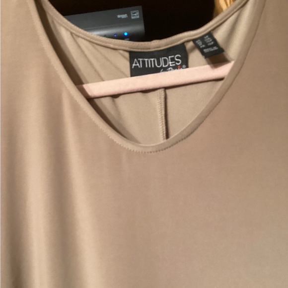 Brand new attitudes by Renee set of two dresses - Picture 6 of 6